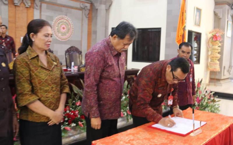 Eksekutif Dan Legislatif Sepakati 7 Ranperda Menjadi Perda | Bali Tribune